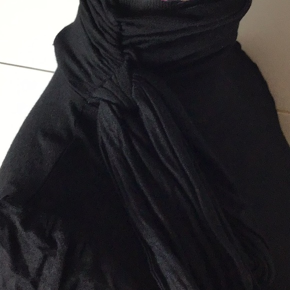 Twentyone Classic black short sleeve turtleneck - Picture 5 of 7